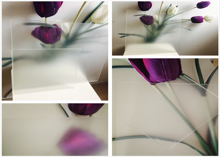 3.2mm Thickness Photovoltaic Transparent Glass , Low Iron Patterned Solar Tempered Glass