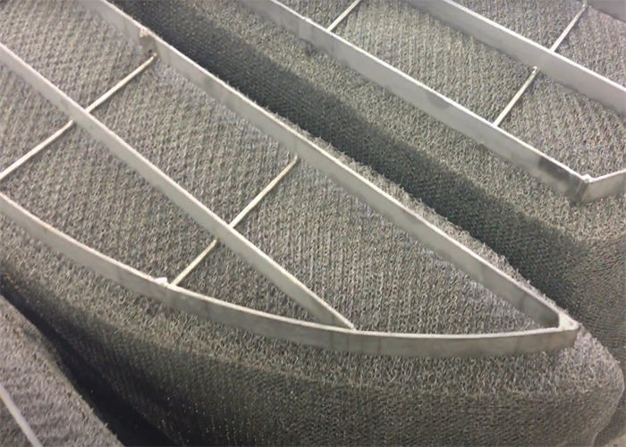 304SS York 931 Gas Demister Mesh Pad Demister Mesh Customized Thickness