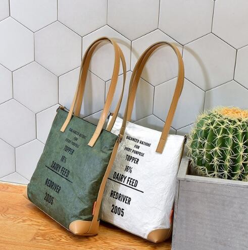 Custom Tyvek Paper Zipper Cosmetic Makeup Bag With Leather Handle,untearable tyvek zipper cosmetic bag,Environmentally f