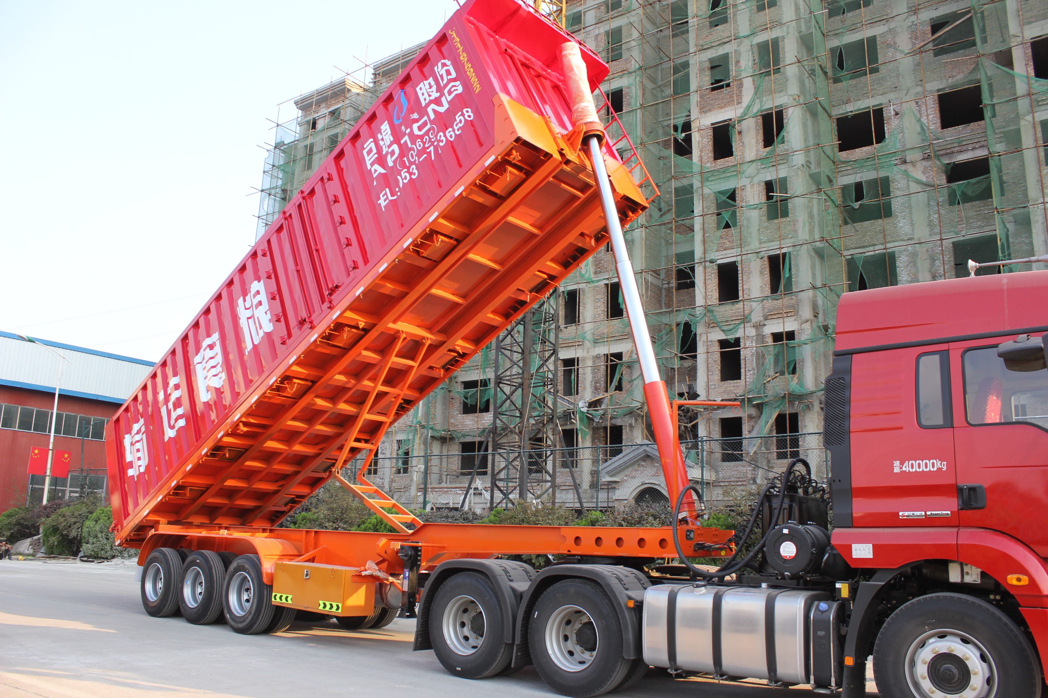 60T Rear Dump Trailer 3 Axle Hydraulic Cylinder Ending Tipper Semi-Trailer with Materials