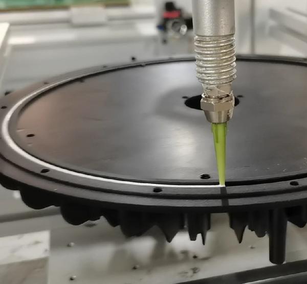 Dispensing Silicone Bonding Agent Applicator with High Precision Control