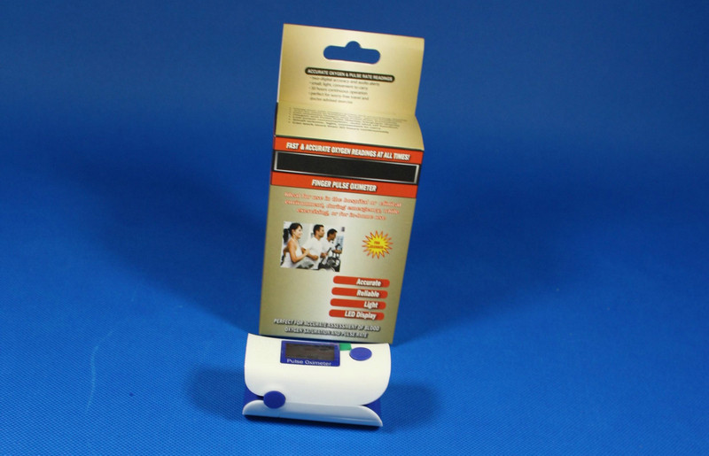 0.96'' Omron Fingertip Pulse Oximeter With 2 AAA Batterries