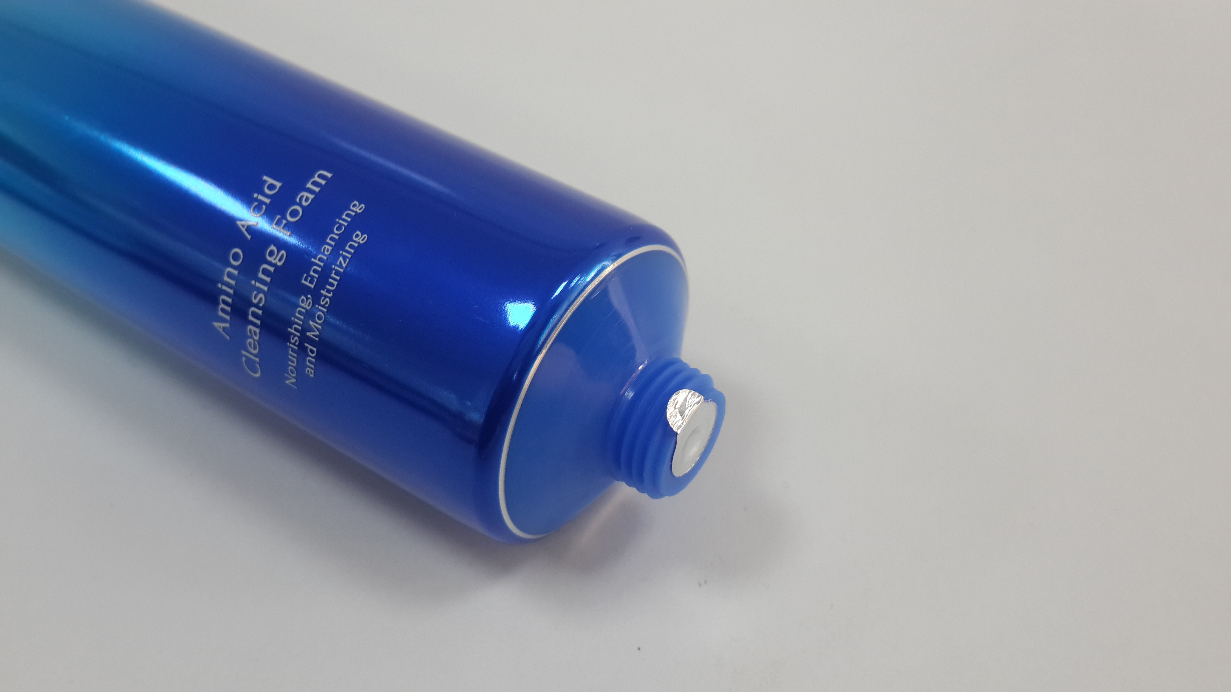 100G Flexible Tube Packaging For Cleaning Foam , Shiny Metal Gradually Changing Color