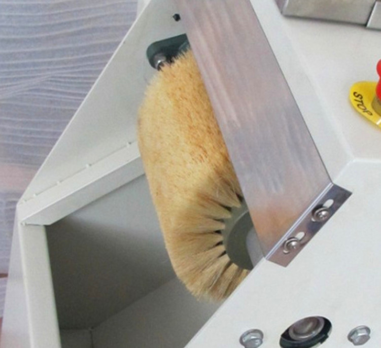 PCB Board Cleaning Disc Brush Cleaning Circuit Board Cleaning Rolling Brush Circuit Board Cleaning Palm Brush