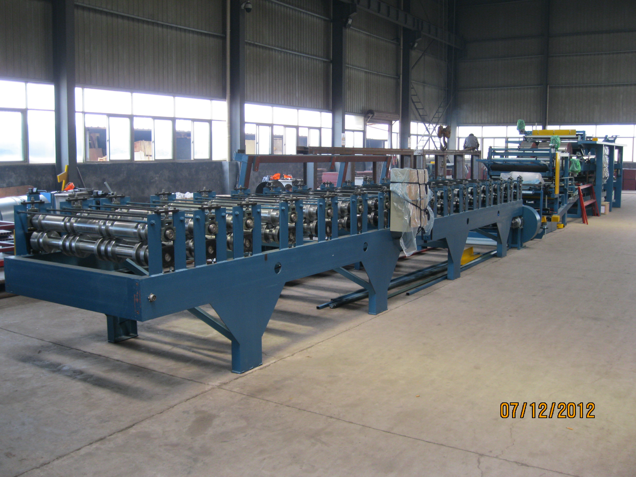 Mini Thickness EPS Sandwich Panel Machinery 28Kw 380V / 3P / 50HZ