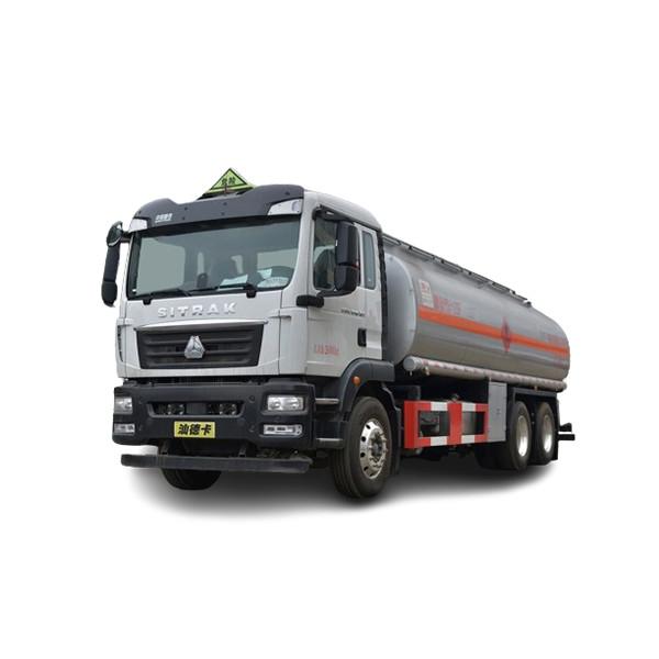 Howo 8X4 6X4 Oil Tank Trucks Essential For Public Works Projects And Disaster