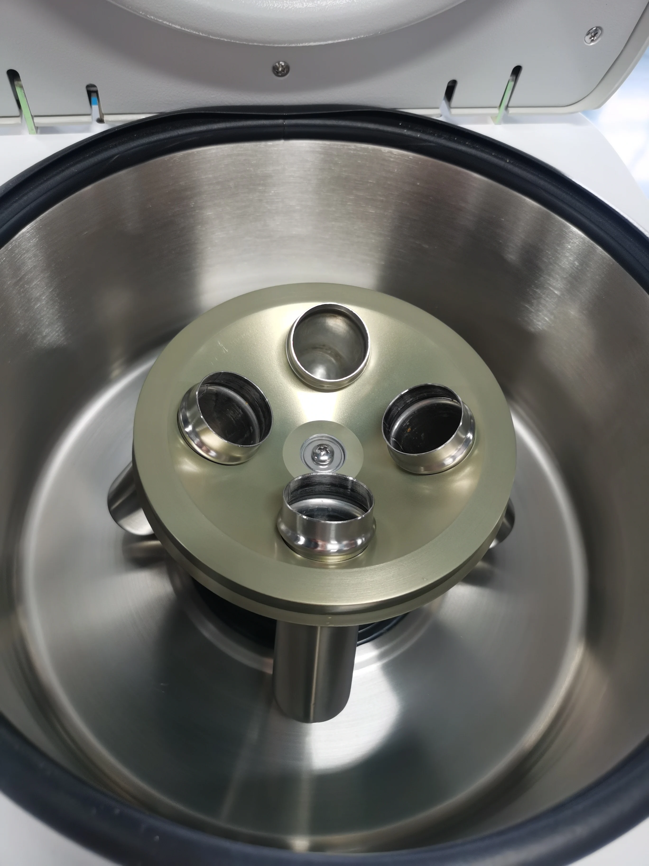 Cence Low Speed Tabletop Centrifuge Machine TDZ4K