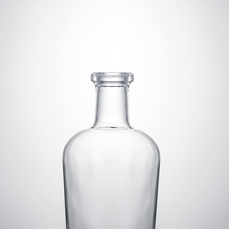 Whisky Gin Rum Super Flint Glass Bottle with Custom Glass Collar and Cork Stopper