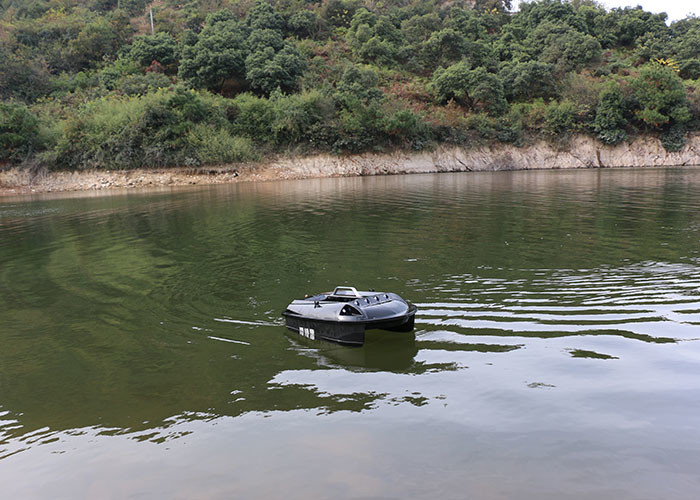 300-500 M autopilot bait boat carp , Sea fishing bait boat RoHS Certification