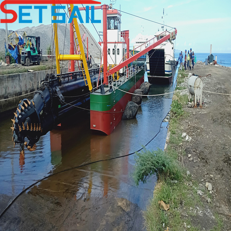 Reliable Diesel Engine Hydraulic Control 10 Inch Cutter Suction Dredger