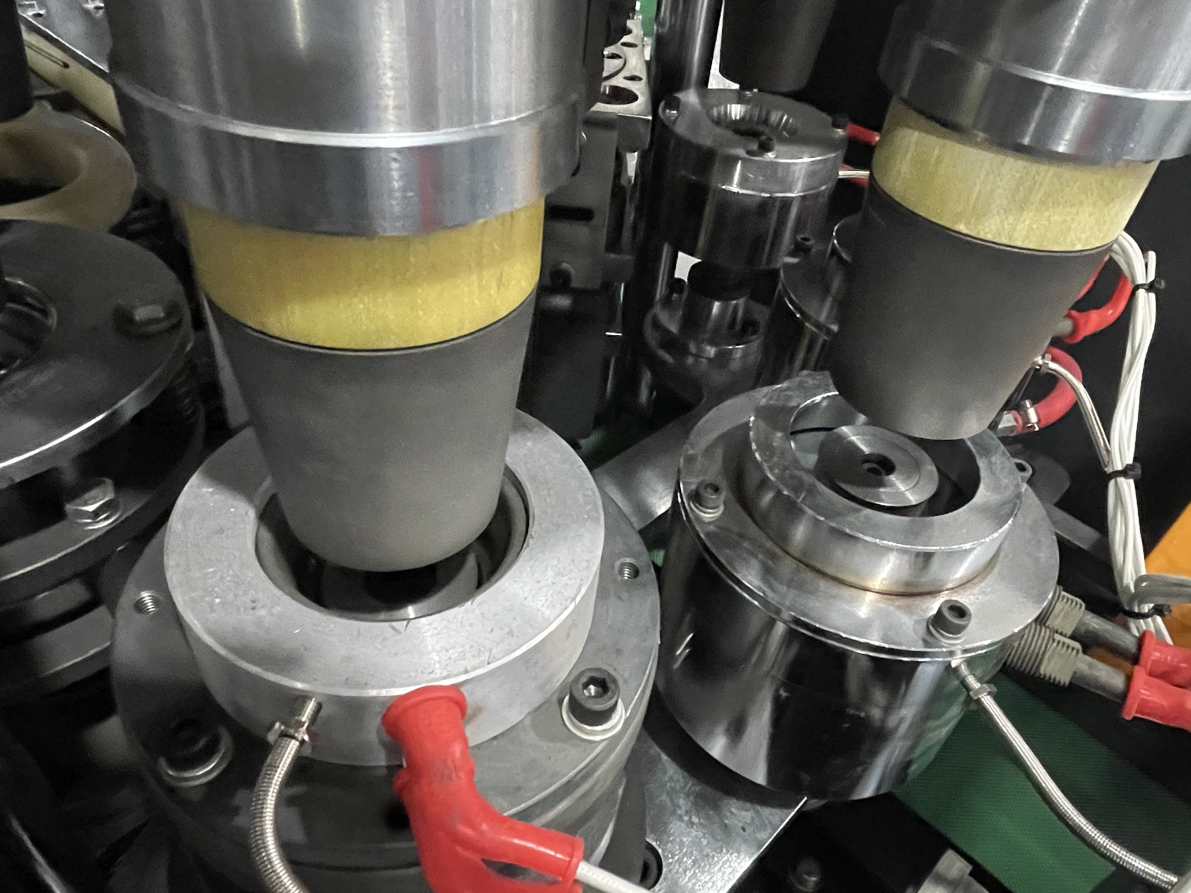 65-85pcs/Min Hot Cold Drink Paper Glass Making Machine 6KW Disposable Cup Machine