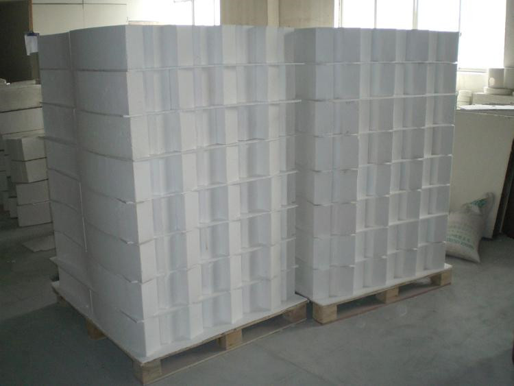 High Temperature Insulating Bubble Alumina Brick Lining Solution Refractoriness 1770°