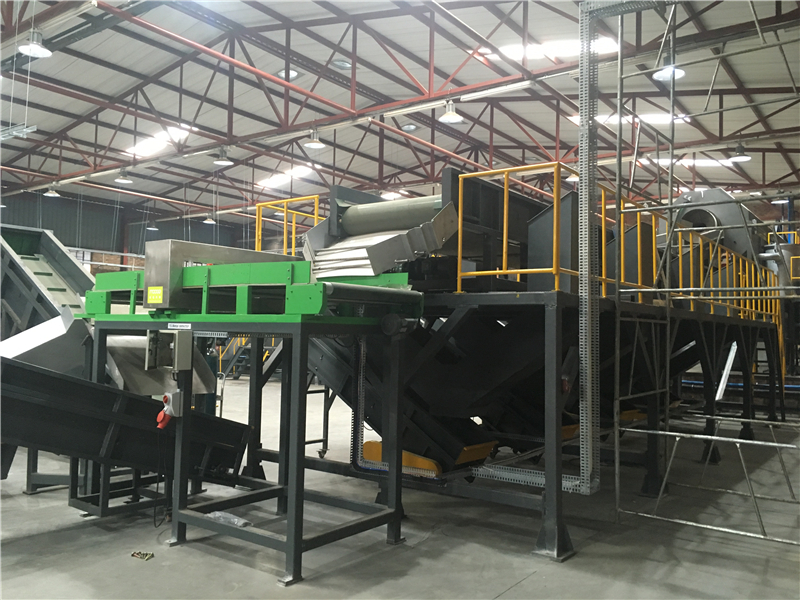 Recyclable PET bottle recycling plastic line