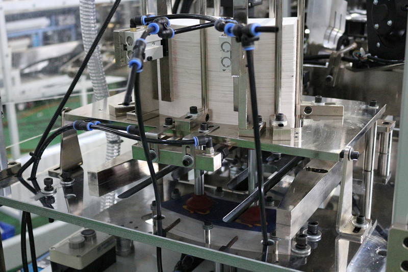 High Speed Disposable Tea Cup Making Machine For Paper Cup Production 2-25oz Paper Cup Forming Machine