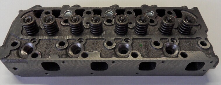 Kubota L2000 Diesel Engine Cylinder Head OE Standard 12 Months Warranty