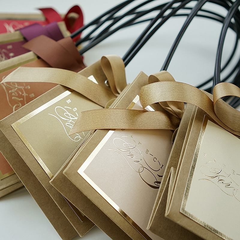 Custom Logo Print Wholesale Grocery White Brown Kraft Paper Gift Bag Cute Craft Paper Bag With Handle