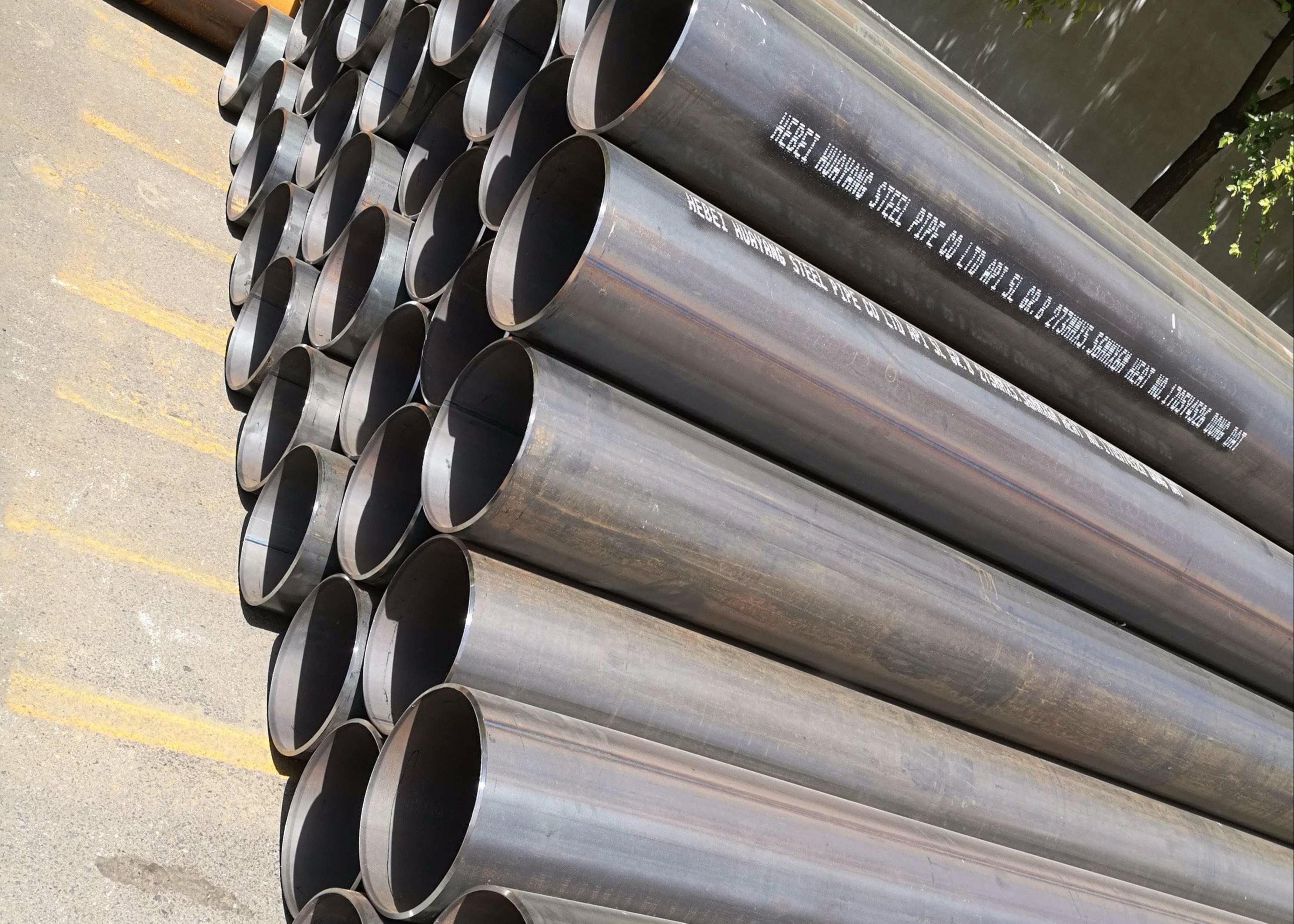 Brush Paint Oil Transmission Ground Erw Steel Tubes OD219MM