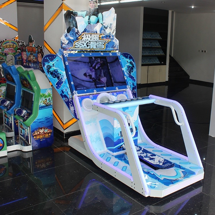 300W / 220V Indoor Skiing Simulator Coin Operated Video Game Machine