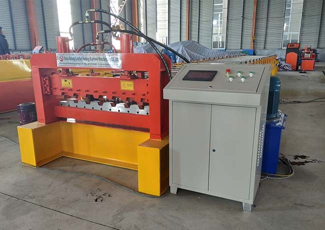 Steel Panel Floor Deck Roll Forming Machine Hydraulic Pressure 10-12MPa