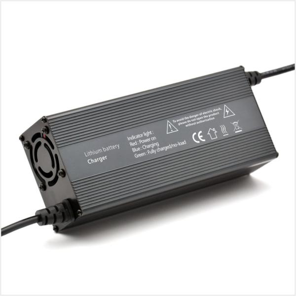OEM Overcharge Protection Electric Vehicle Battery Chargers Li Ion Charger YM