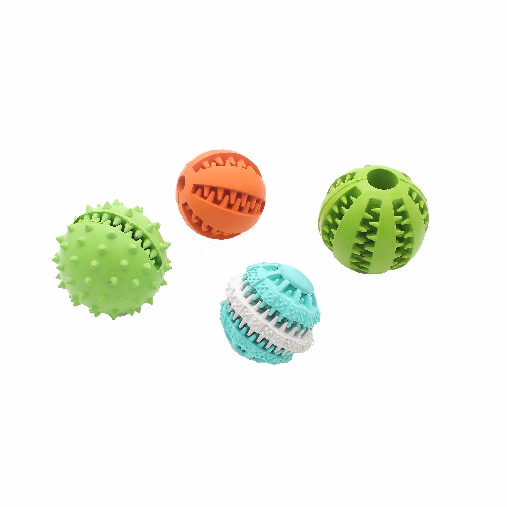 Green Cleaning 7cm Rubber Dog Ball Pet Dog Treat Chew Toys With No Teeth