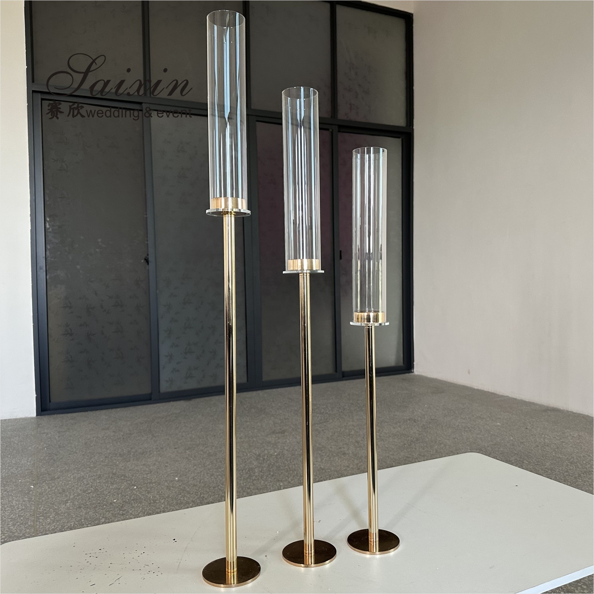Long Stem Hurricane Pillar Gold Wedding Candle Holder With Chimney Tubes 3pcs Set 80cm