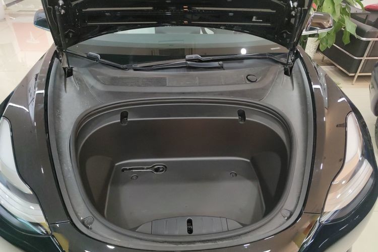 Chinese City Use Second Hand 4 Wheels High Speed Electric Cars Used