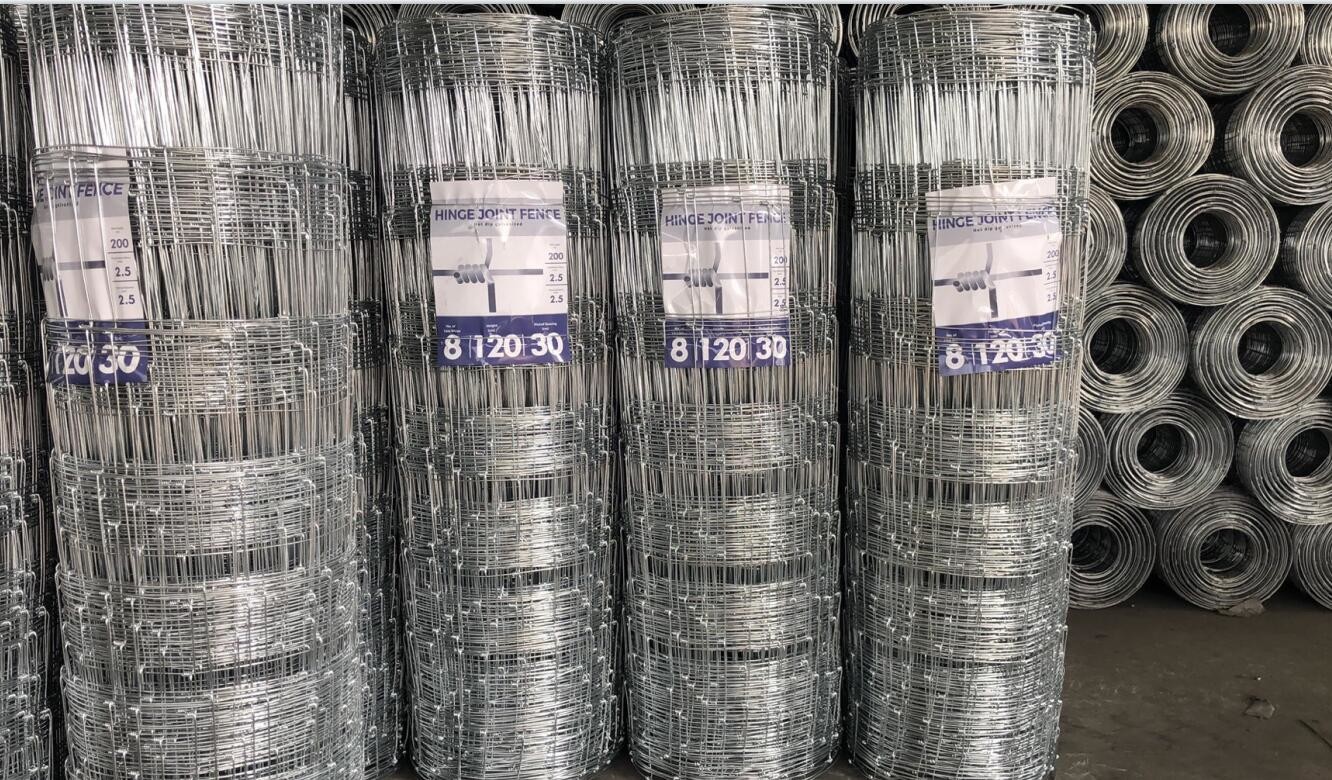 Hinge joint 50kgs/M2 50m Length Wire Cattle Fencing For Farm