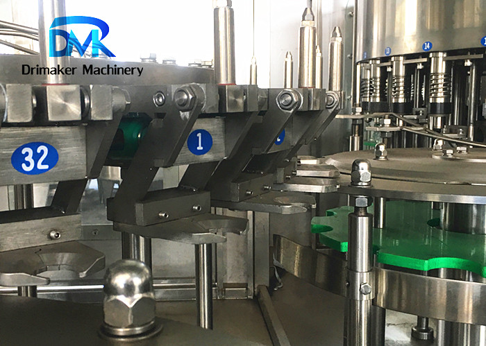 Easy To Operate Water Bottling Machine PLC Control Small Scale Filling Machine
