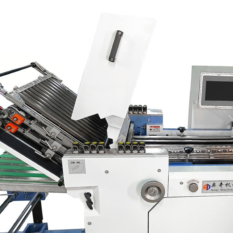 380V 530mm Width Automatic Paper Folding Machines For Booklet