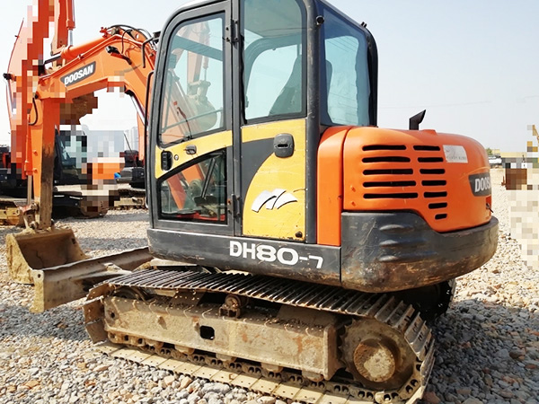 Second hand 8 ton doosan DX80 excavator Used 80 model mini project duty DX80 for sale
