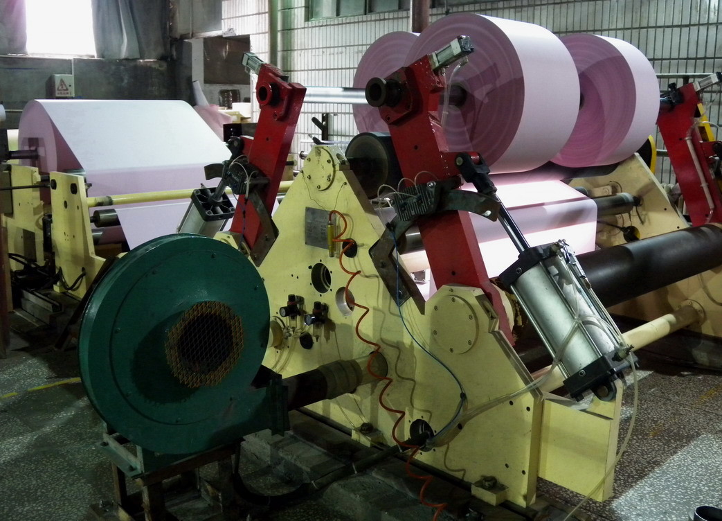 1200mm NCR Paper Roll Slitter Rewinder Carbonless Paper Slitting Rewinding Machine