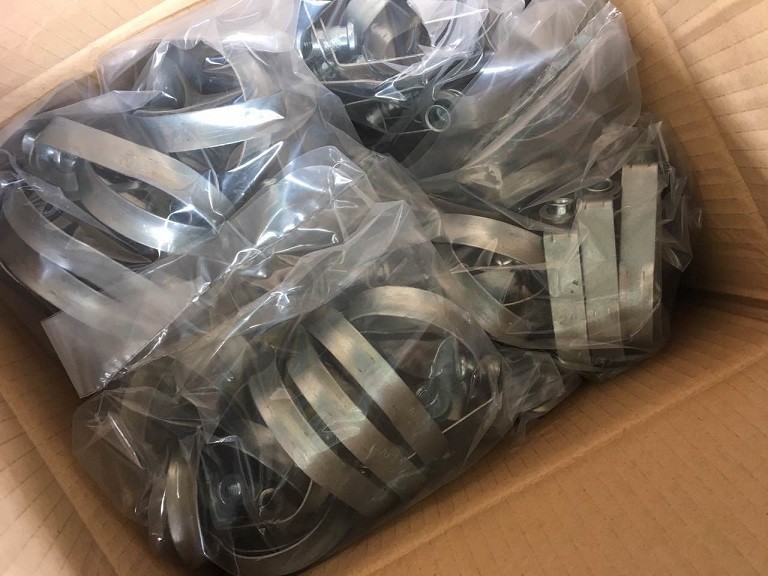 Custom Metal Steel 1-1/2'' Channel Loop Hanger