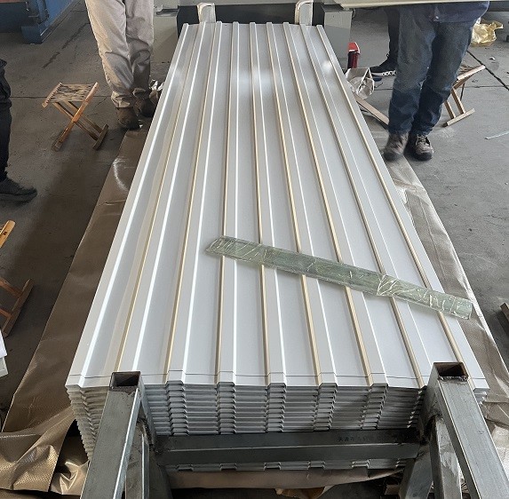 Pre Painted Galvalume Steel RAL9003 Single White Corrugated Roof Panel Tiles Colour Sheet Coil Pre-Painted Aluzinc Steel