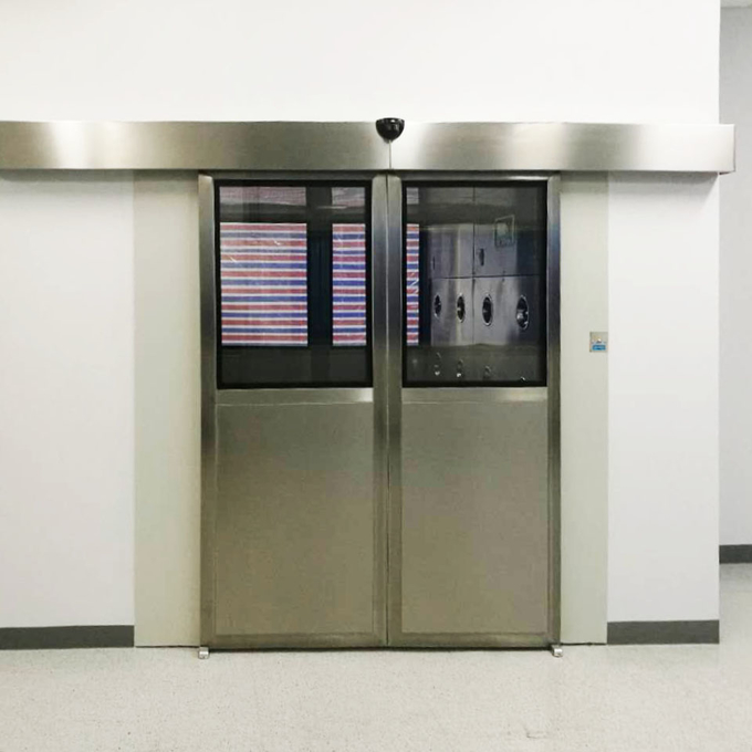 Modular Cleanroom Air Shower for Customized Size in Double Doors Interlock Design 1