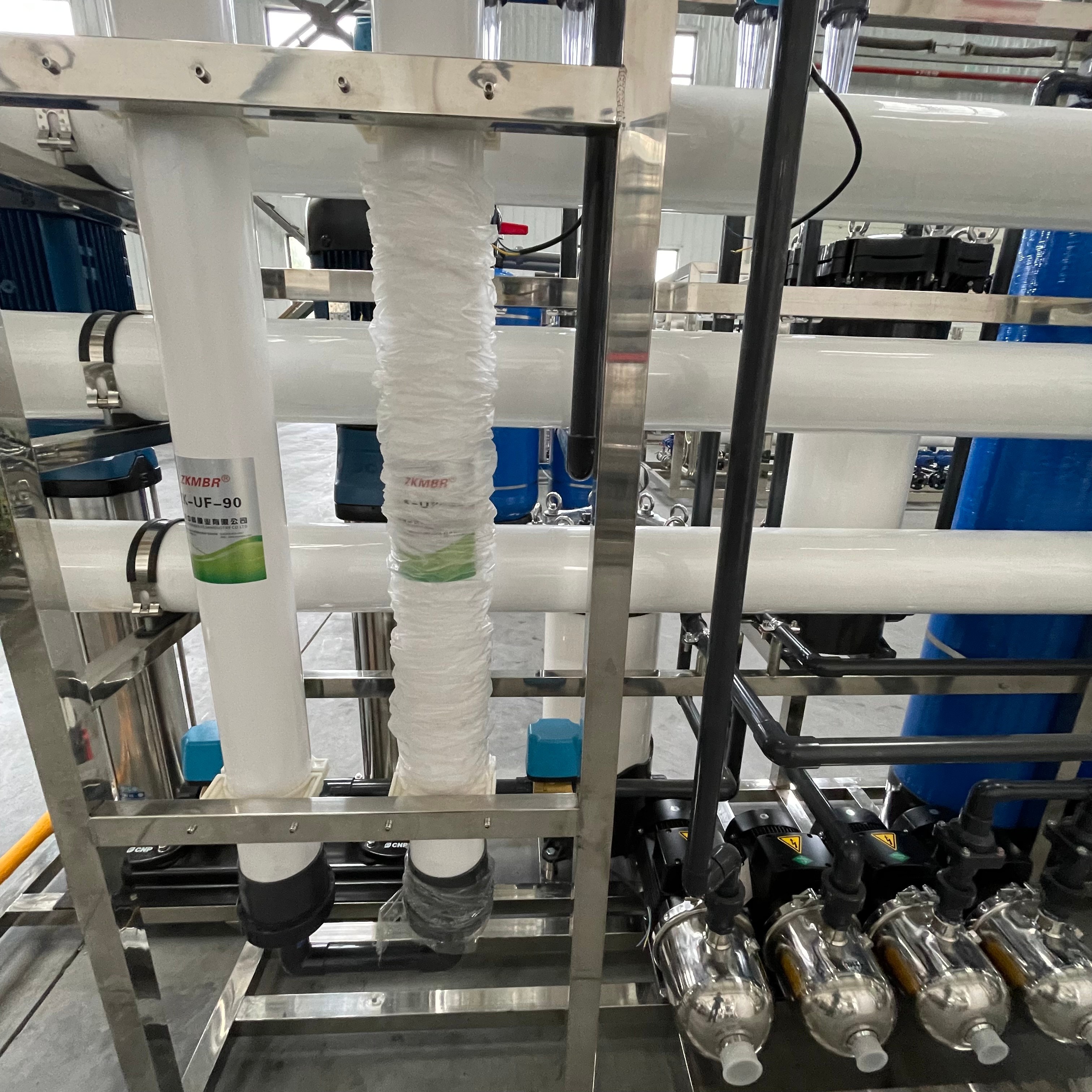 High Efficient 1000 Liters Per Hour Ro Seawater Desalination System Brackish Water Desalination Machine