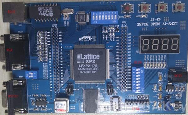 LFXP2-5E-5FTN256 FPGA Programming Ic Chip Applications Attributes