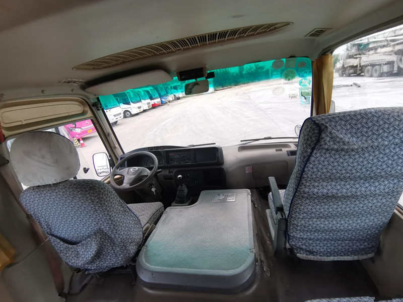 23 Seats 2014 Year Used Higer Coaster Mini Bus KLQ6702E4 With Engine Left Hand Steering