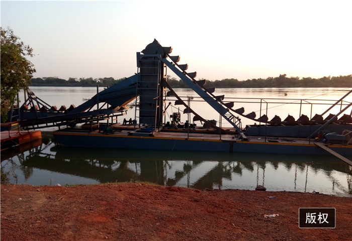 mining dredger,gold dredge