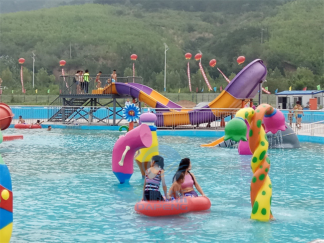 Hotel Playground Water Park Slide Equipment Fiberglass HDG Steel