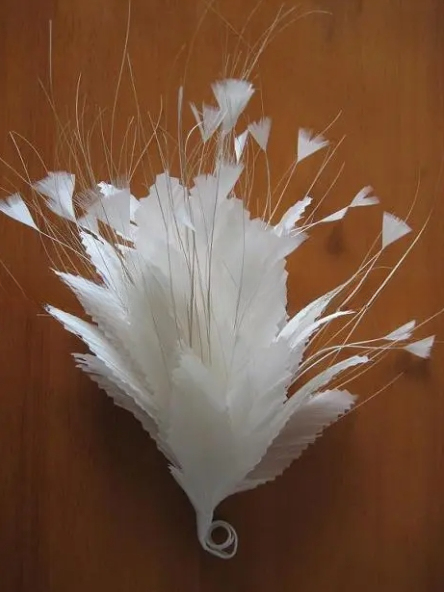 15*15 cm Dyed Stripped Goose Feather Flower Mount with Wire Accessory Pattern Dyed