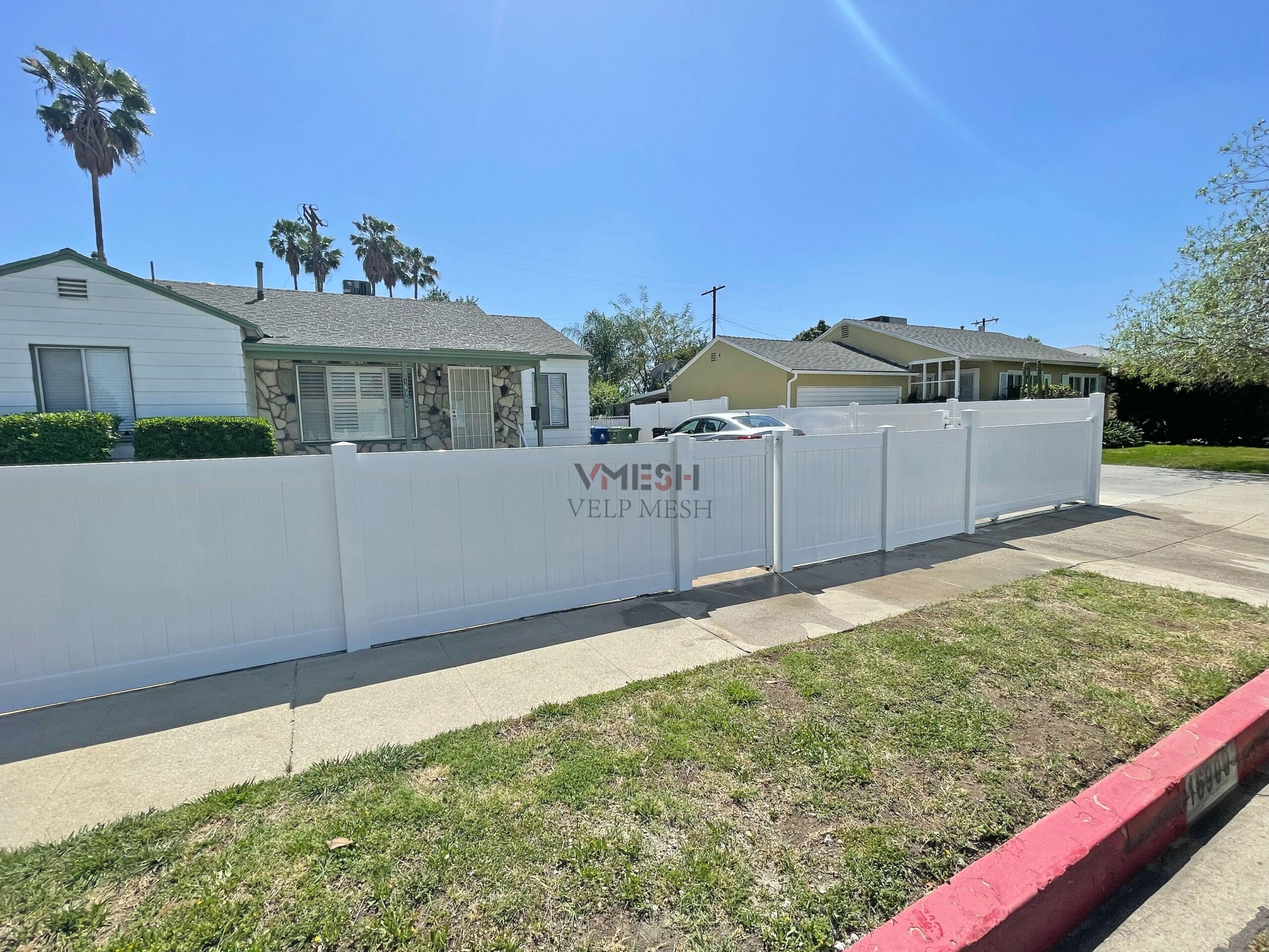 6*8 White Yard Safety Vinyl Rail Fence Fencing