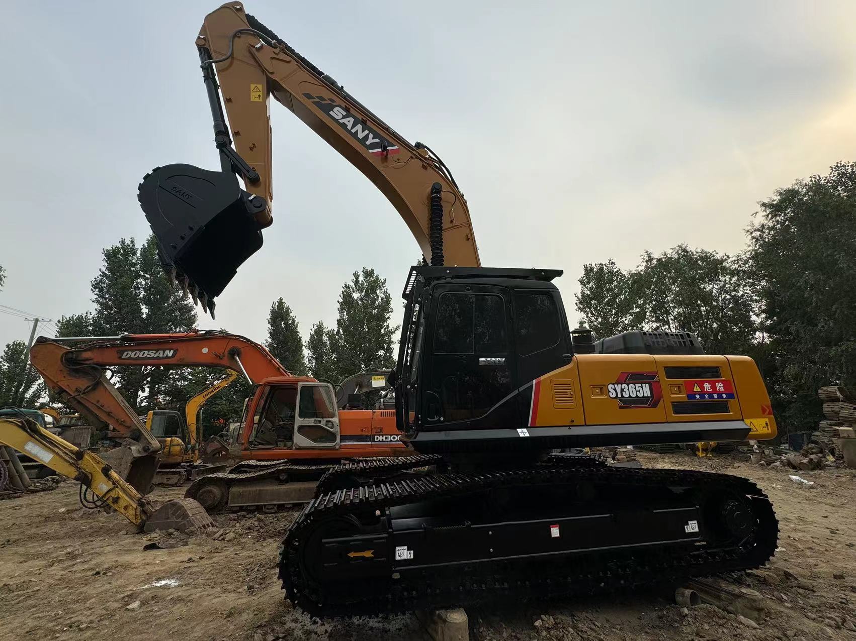 Original Hydraulic Cylinder Used Sany 365H Excavator For Construction Machinery