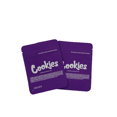 Custom Mylar weed Bags Odor Resistant Resealable With Child Resistant Zipper