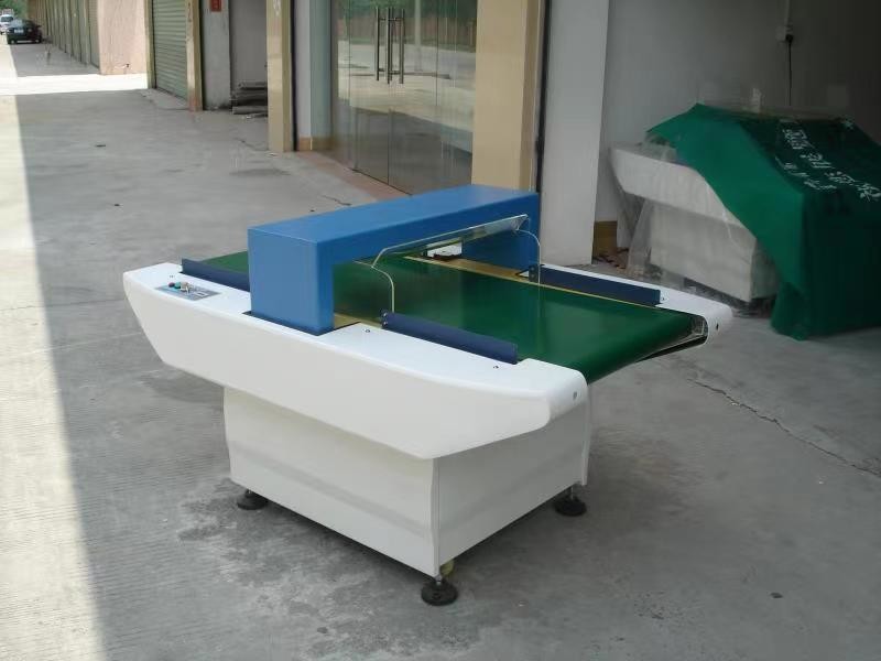 110W 50HZ Footwear Testing Equipment , Stable Conveyor Type Needle Detector