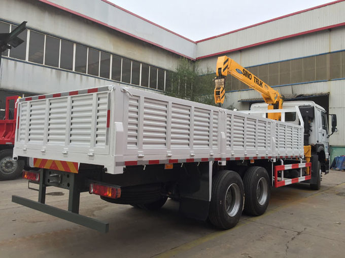 Sinotruk HOWO 6X4 12 Tons HIAB Telescopic Boom Truck Mounted Crane for Lifting and goods transportation
