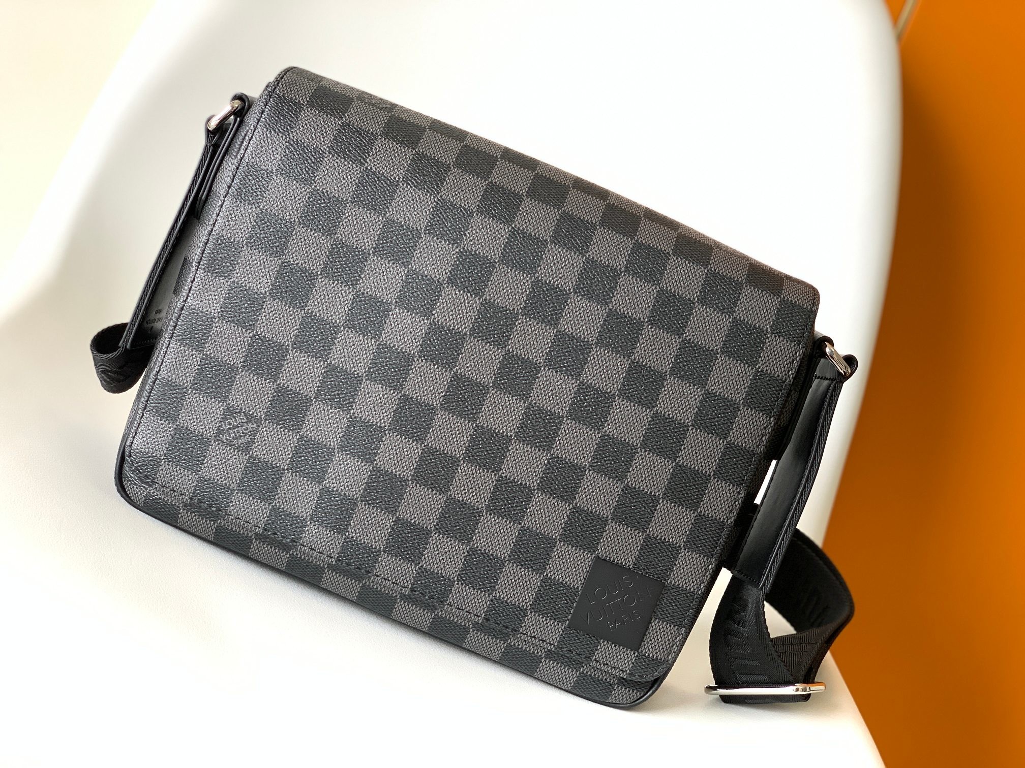 Louis Vuitton Branded Mens Bag District PM Damier Messenger Bag Graphite Black