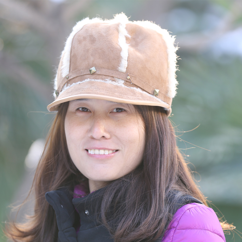 Shearling Double Face Sheepskin Beanie Hat For Adults Plain Pattern Camel Color