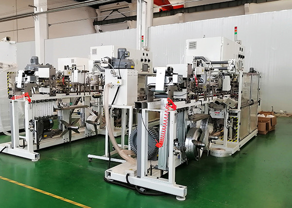 65ppm PLC Controller Sanitary Pads Packaging Machine Infeed On Line