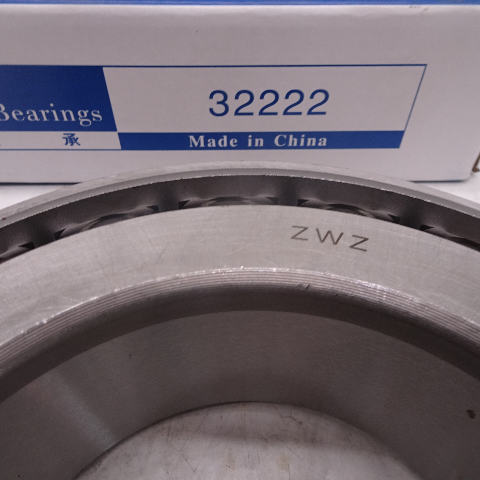 Sinotruk HOWO rear wheel outer bearing 32222 WG9981032222 transport cooperation set design